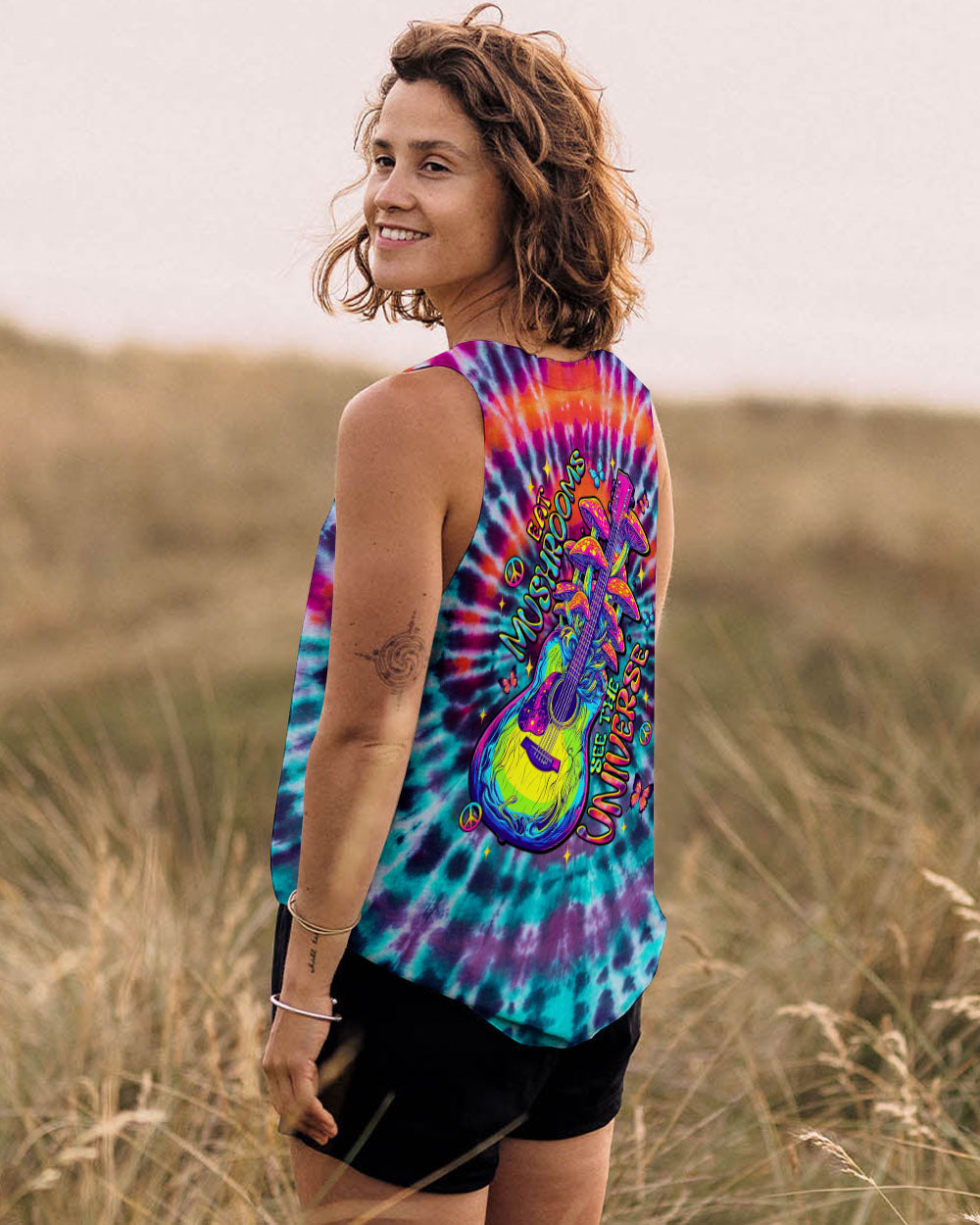 Eat Mushrooms See the Universe Tie Dye Psychedelic Graphic Tee with Guitar for Women AOP Shirts _13_ WNkbQ
