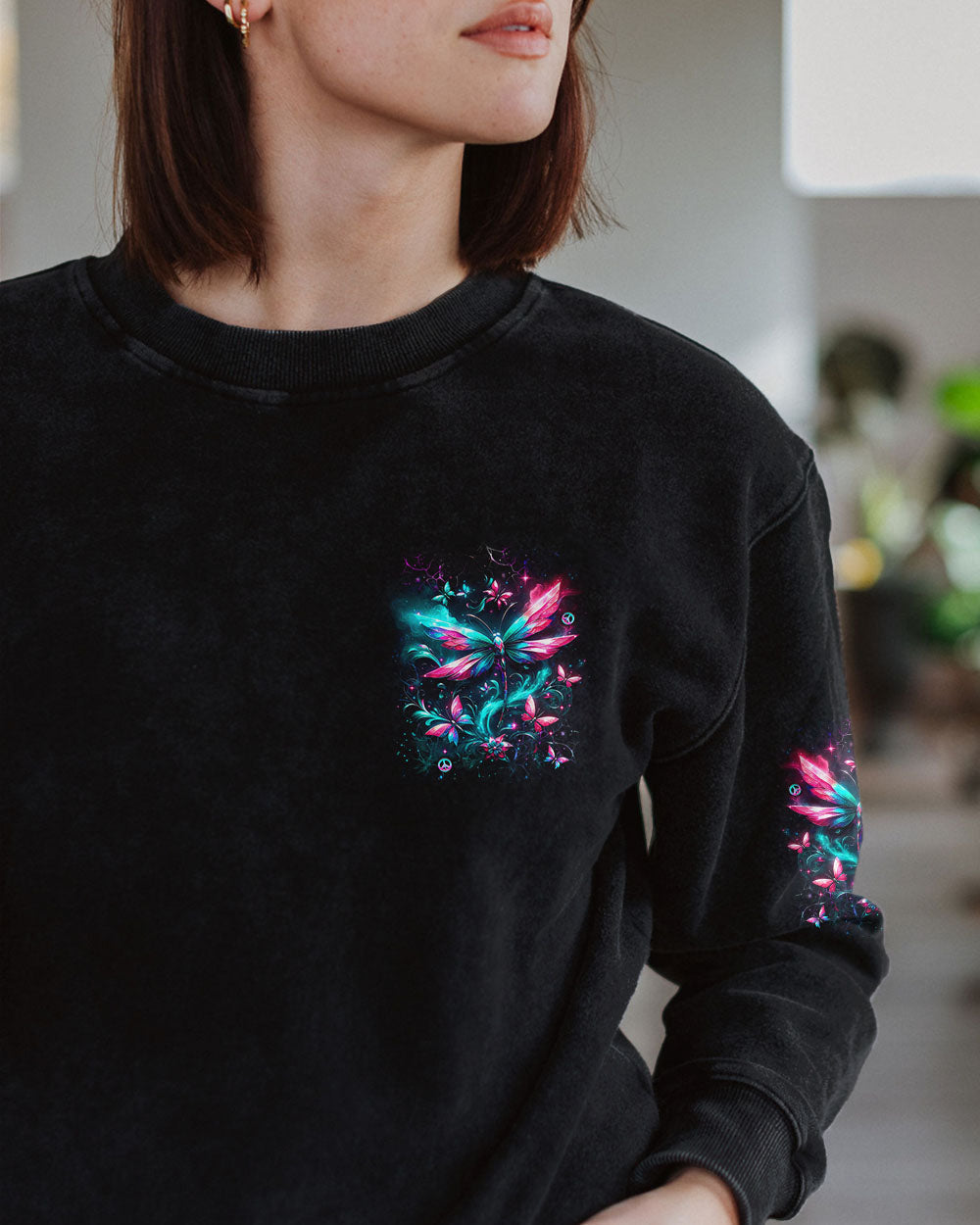 Soul of a Gypsy Heart of a Hippie Spirit of a Fairy Neon Butterfly Hippie AOP Shirts _8_ P5hKX
