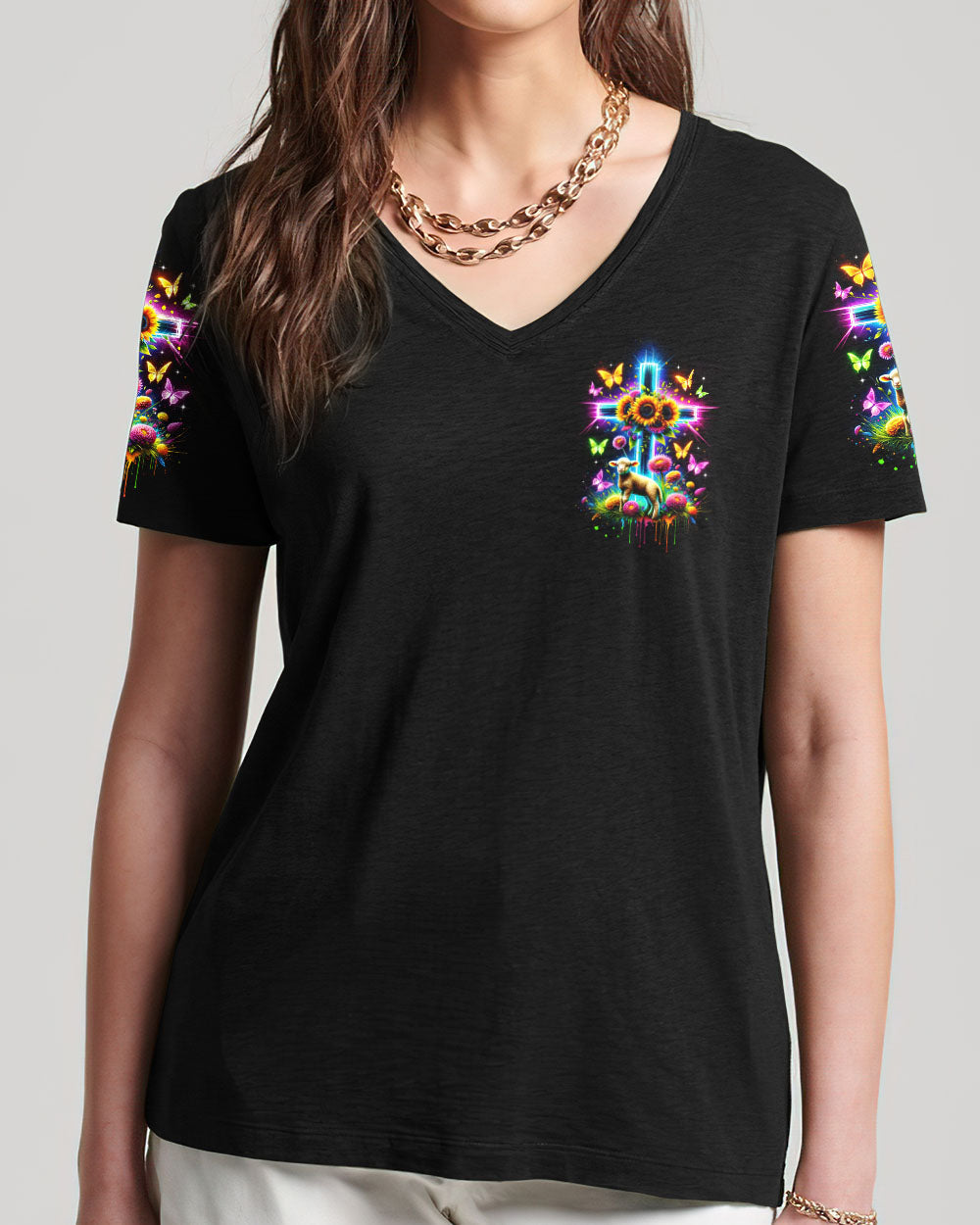 christian cloth Tltr0801244Vneck4 1