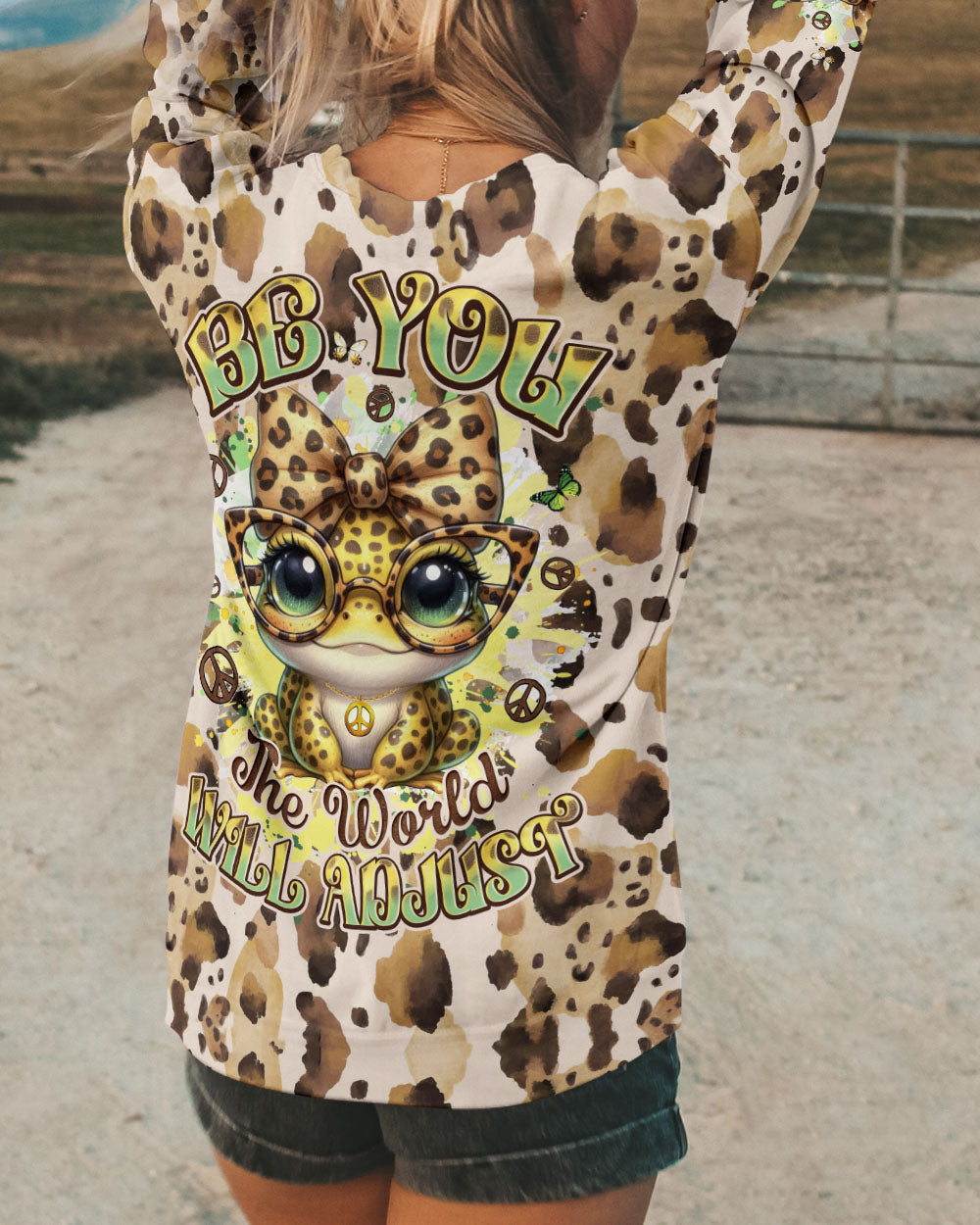 Be You The World Will Adjust Peace Frog Leopard with Glasses and Bow AOP Shirts _7_ a8grM