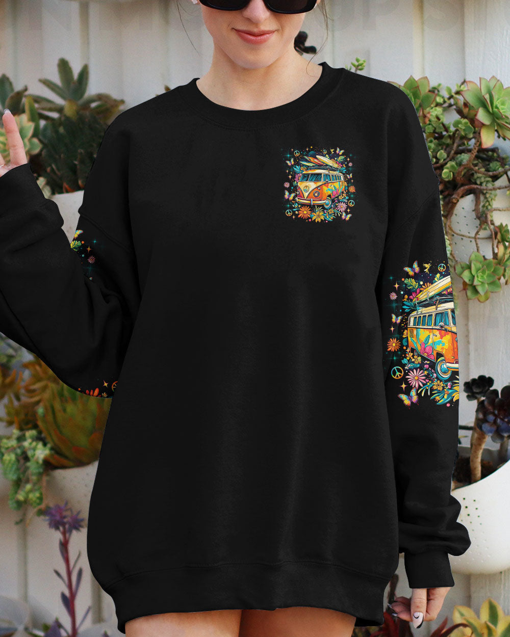 Older Now Runnin_E2_80_99 Against the Wind Flower Vintaege Hippie Van AOP Shirts _9_ vDSg5