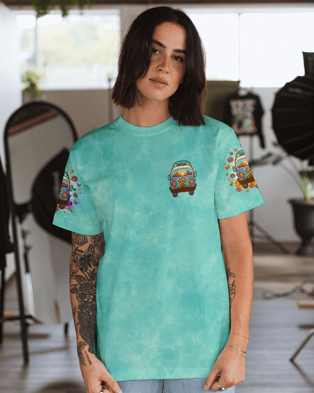 Older Now but Still Running Against the Wind Tie Dye Hippie Van and Floral AOP Shirts _10_ dncgK